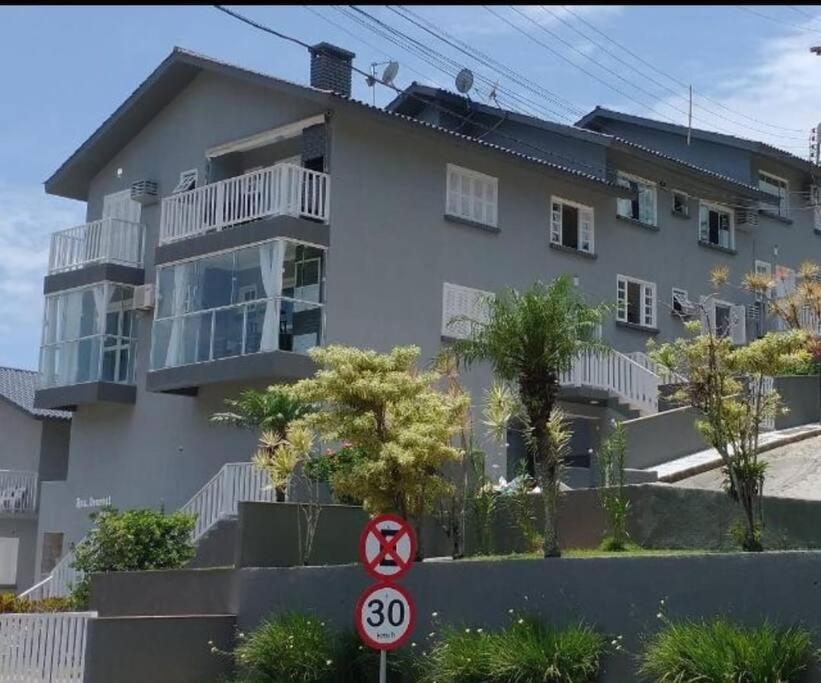 Apto Vista Mar -250Mts Da Praia Бомбиняс Екстериор снимка